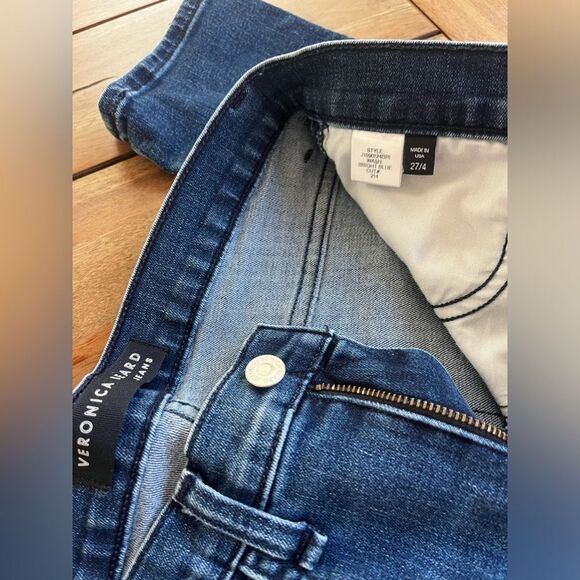 Veronica Beard Kate 10"
Skinny With Blue Tuxedo Stripes; Size 27/4 - Picture 7 of 10